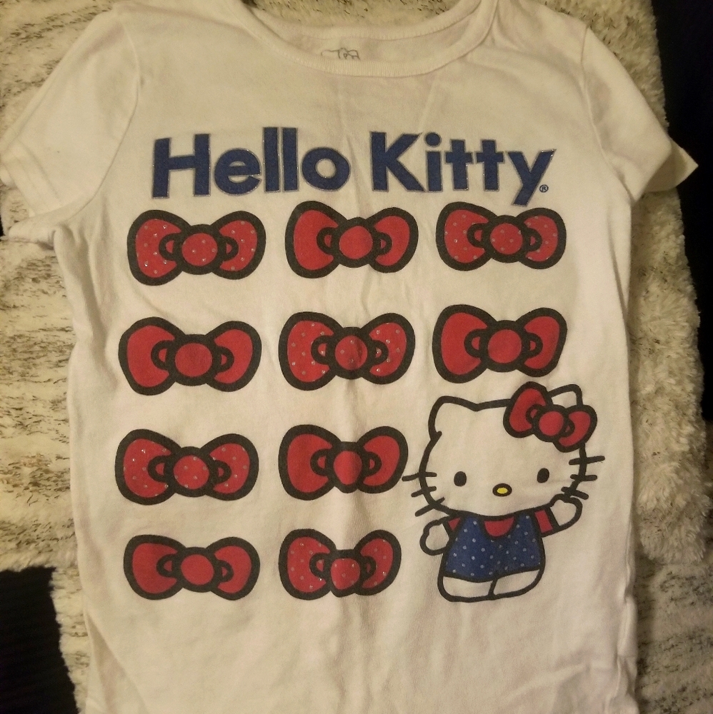 Hello Kitty tshirt